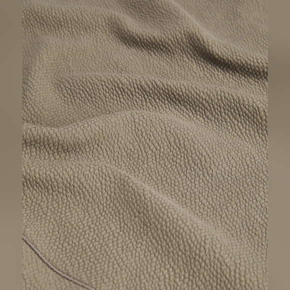 Lululemon Textured V-Neck Pullover In Nomad Size 6. - Picture 7 of 13